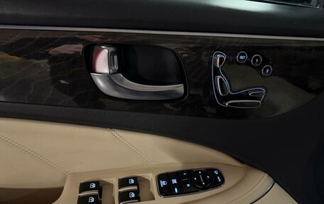 Hyundai Equus II, 2013 год, 1 770 000 рублей, 10 фотография