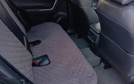 Toyota RAV4, 2021 год, 4 150 000 рублей, 21 фотография