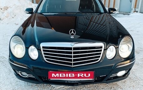 Mercedes-Benz E-Класс, 2007 год, 1 070 000 рублей, 2 фотография