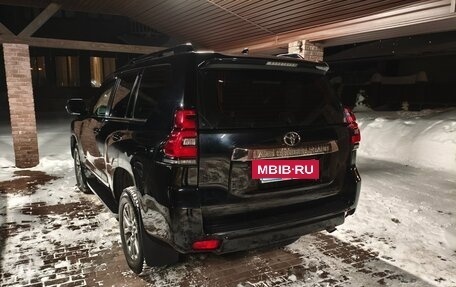 Toyota Land Cruiser Prado 150 рестайлинг 2, 2017 год, 3 799 000 рублей, 2 фотография