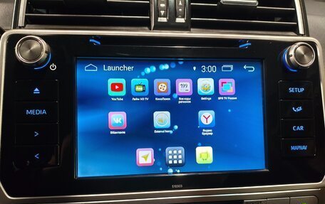 Toyota Land Cruiser Prado 150 рестайлинг 2, 2017 год, 3 799 000 рублей, 8 фотография