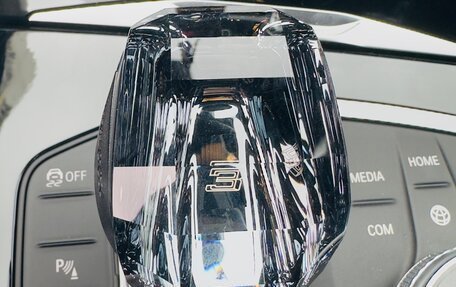 BMW 3 серия, 2019 год, 3 990 000 рублей, 12 фотография