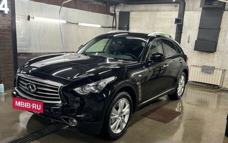 Infiniti FX II, 2012 год, 3 000 000 рублей, 2 фотография