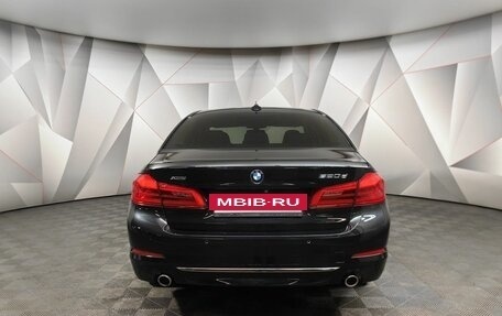 BMW 5 серия, 2017 год, 3 395 000 рублей, 4 фотография