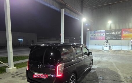 Honda Stepwgn IV, 2014 год, 1 650 000 рублей, 7 фотография