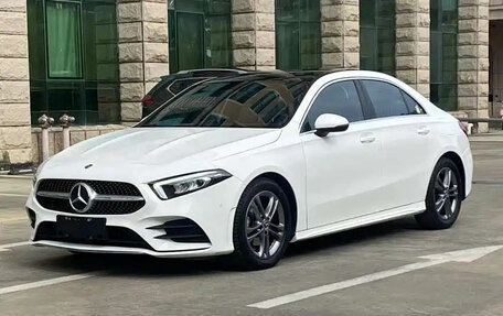 Mercedes-Benz A-Класс, 2022 год, 1 830 013 рублей, 1 фотография