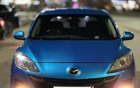 Mazda Axela, 2011 год, 930 000 рублей, 2 фотография