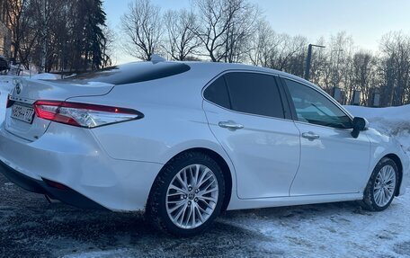 Toyota Camry, 2018 год, 2 630 000 рублей, 4 фотография