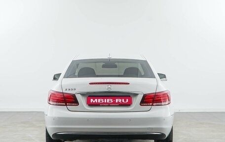 Mercedes-Benz E-Класс, 2015 год, 2 734 444 рублей, 4 фотография