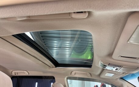 Toyota Land Cruiser Prado 150 рестайлинг 2, 2019 год, 4 800 000 рублей, 33 фотография