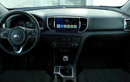 KIA Sportage IV рестайлинг, 2017 год, 1 780 000 рублей, 14 фотография