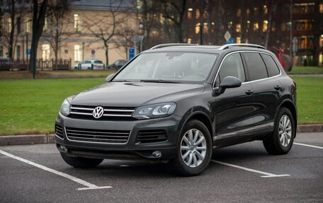 Volkswagen Touareg III, 2011 год, 2 250 000 рублей, 4 фотография
