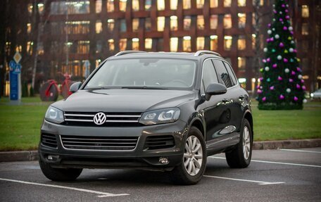 Volkswagen Touareg III, 2011 год, 2 250 000 рублей, 3 фотография
