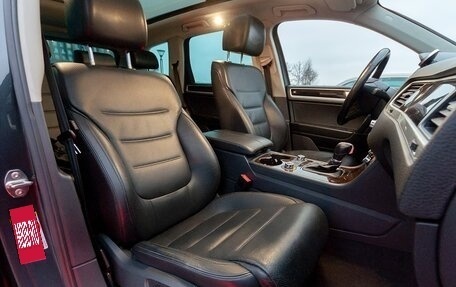 Volkswagen Touareg III, 2011 год, 2 250 000 рублей, 12 фотография