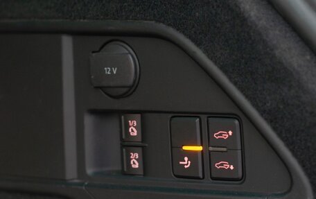 Volkswagen Touareg III, 2011 год, 2 250 000 рублей, 22 фотография