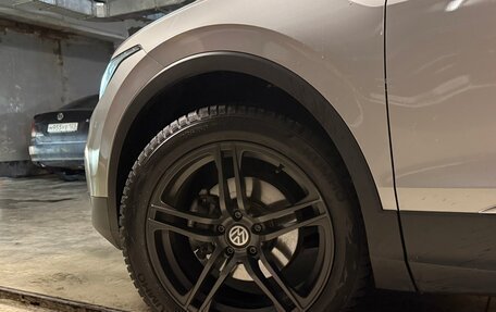 Volkswagen Tiguan II, 2021 год, 2 990 000 рублей, 5 фотография