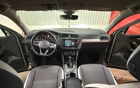 Volkswagen Tiguan II, 2021 год, 2 990 000 рублей, 6 фотография