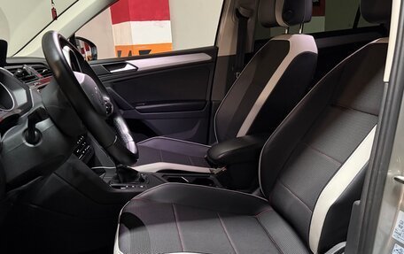 Volkswagen Tiguan II, 2021 год, 2 990 000 рублей, 13 фотография