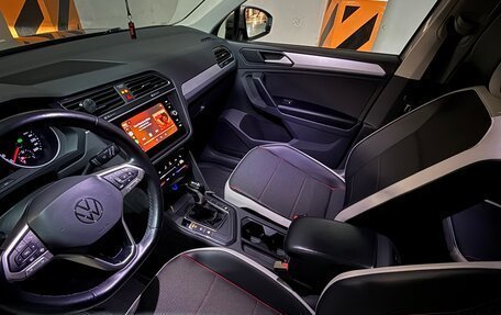 Volkswagen Tiguan II, 2021 год, 2 990 000 рублей, 12 фотография