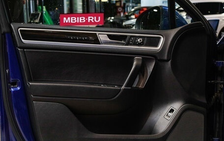 Volkswagen Touareg III, 2016 год, 3 150 000 рублей, 18 фотография