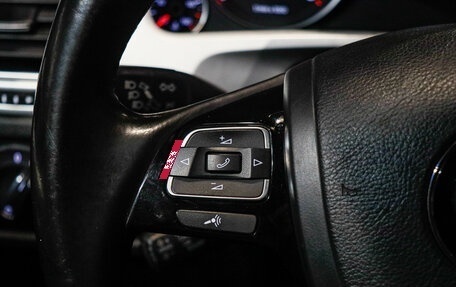 Volkswagen Touareg III, 2016 год, 3 150 000 рублей, 28 фотография