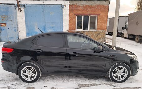 KIA Rio III рестайлинг, 2015 год, 850 000 рублей, 3 фотография