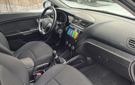 KIA Rio III рестайлинг, 2015 год, 850 000 рублей, 13 фотография