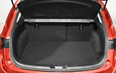 Mazda 3, 2018 год, 1 545 000 рублей, 20 фотография