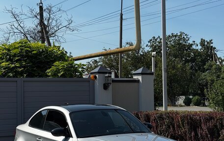 BMW 1 серия, 2010 год, 1 750 000 рублей, 2 фотография