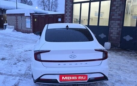 Hyundai Sonata VIII, 2021 год, 1 800 000 рублей, 4 фотография