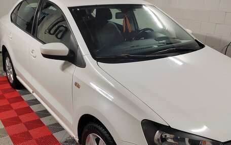 Volkswagen Polo VI (EU Market), 2013 год, 650 000 рублей, 3 фотография