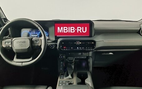 Toyota Land Cruiser Prado, 2024 год, 10 399 000 рублей, 14 фотография