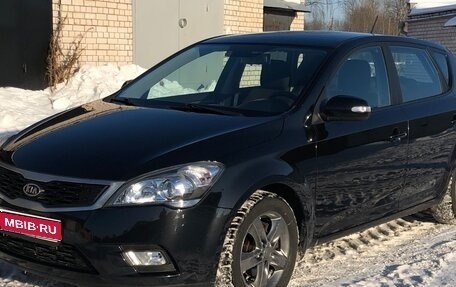 KIA cee'd I рестайлинг, 2011 год, 1 100 000 рублей, 1 фотография