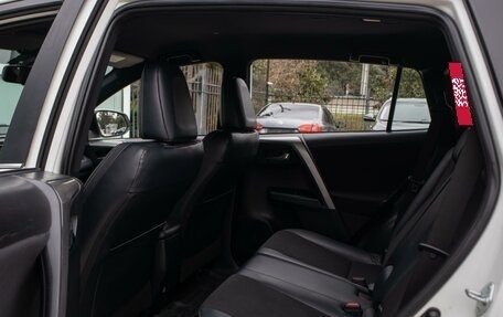 Toyota RAV4, 2016 год, 2 399 000 рублей, 14 фотография