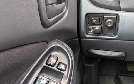 Nissan Almera, 2004 год, 430 000 рублей, 8 фотография