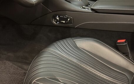 Aston Martin DB11 I, 2017 год, 19 298 000 рублей, 23 фотография