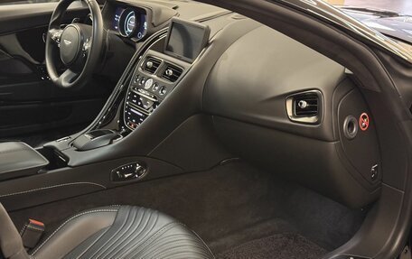 Aston Martin DB11 I, 2017 год, 19 298 000 рублей, 31 фотография