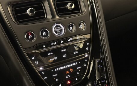 Aston Martin DB11 I, 2017 год, 19 298 000 рублей, 34 фотография