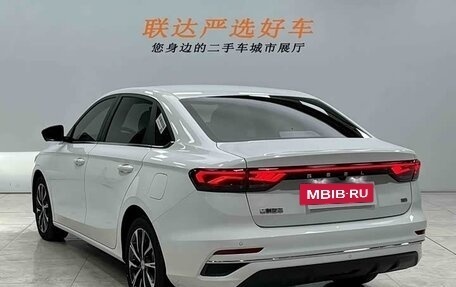 Geely Emgrand, 2025 год, 1 700 000 рублей, 3 фотография