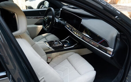 BMW 7 серия, 2025 год, 12 890 000 рублей, 11 фотография