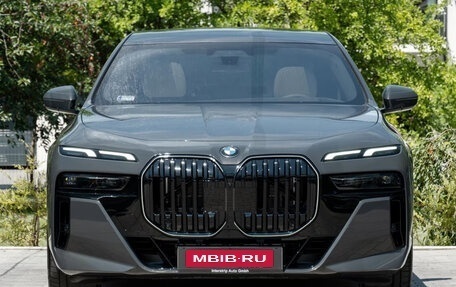 BMW 7 серия, 2025 год, 12 890 000 рублей, 2 фотография