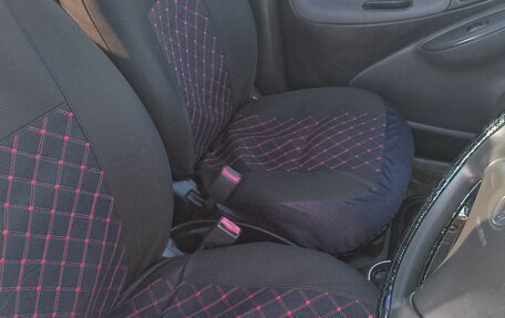 Toyota Vitz, 2003 год, 255 000 рублей, 6 фотография