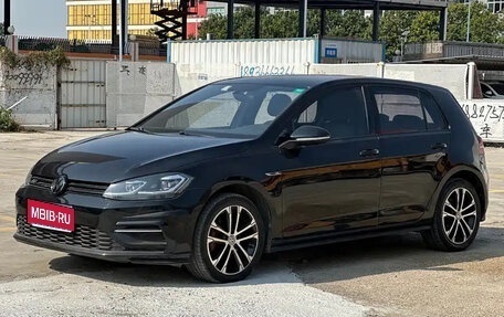 Volkswagen Golf VII, 2021 год, 1 390 013 рублей, 1 фотография