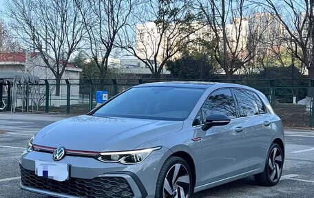 Volkswagen Golf VIII, 2021 год, 1 350 013 рублей, 1 фотография