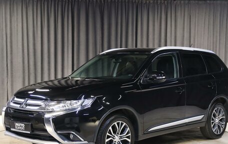 Mitsubishi Outlander III рестайлинг 3, 2017 год, 1 749 000 рублей, 1 фотография
