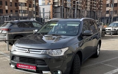 Mitsubishi Outlander III рестайлинг 3, 2014 год, 1 300 000 рублей, 1 фотография