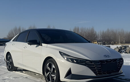 Hyundai Elantra, 2022 год, 1 542 000 рублей, 1 фотография