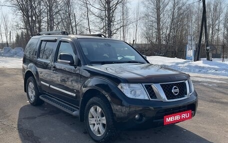 Nissan Pathfinder, 2011 год, 1 299 000 рублей, 3 фотография