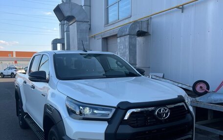 Toyota Hilux VIII, 2021 год, 6 100 000 рублей, 1 фотография