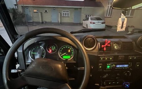 Land Rover Defender I, 2013 год, 2 500 000 рублей, 8 фотография